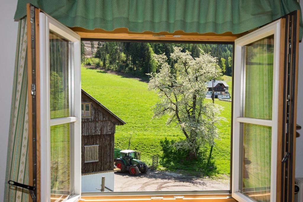 Huettstaedterhof Familie Poetsch Villa Aigen im Ennstal Room photo
